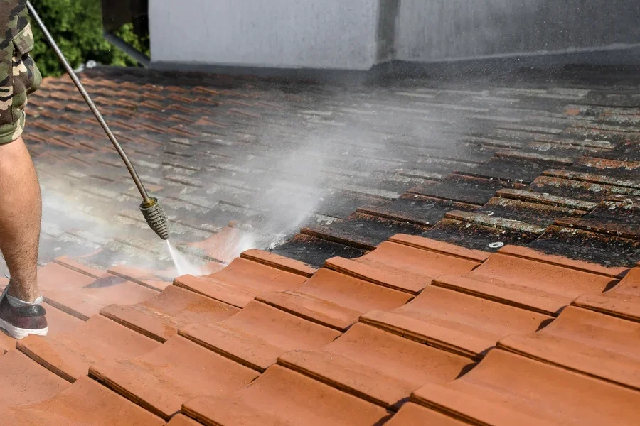 Local Roof Cleaning Services Hayward, CA